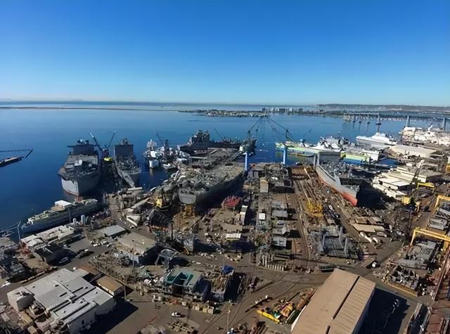 特朗普对中国发狠招，万亿军费造“黄金舰队”？大崩盘开启了！