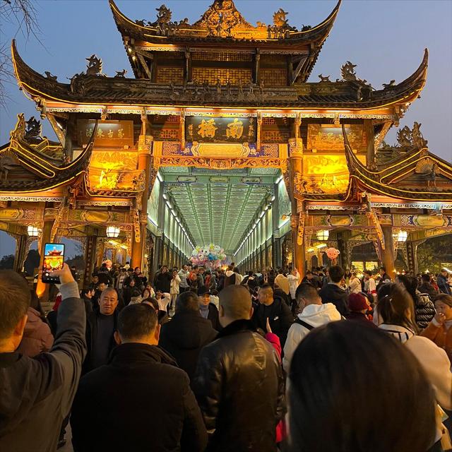 2026马年春节假期，全国最堵十大景区出炉：一眼望不到边的人头！