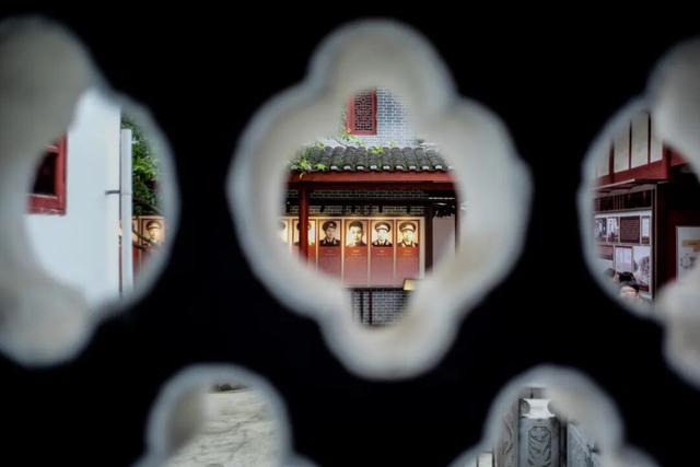 这个“名牌加身”的西南山城，正适合淡季来玩！