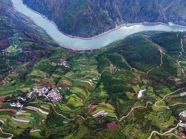 曲靖楚雄纪行之十一：方山永仁，西南边陲的清凉书案