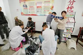 禄劝开展2024年假肢安装适配取型活动图片