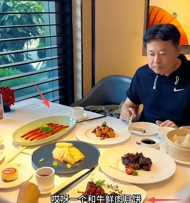 中国赚钱美国花？老戏骨祖孙3代在美奢华享乐过上“人上人	”生活