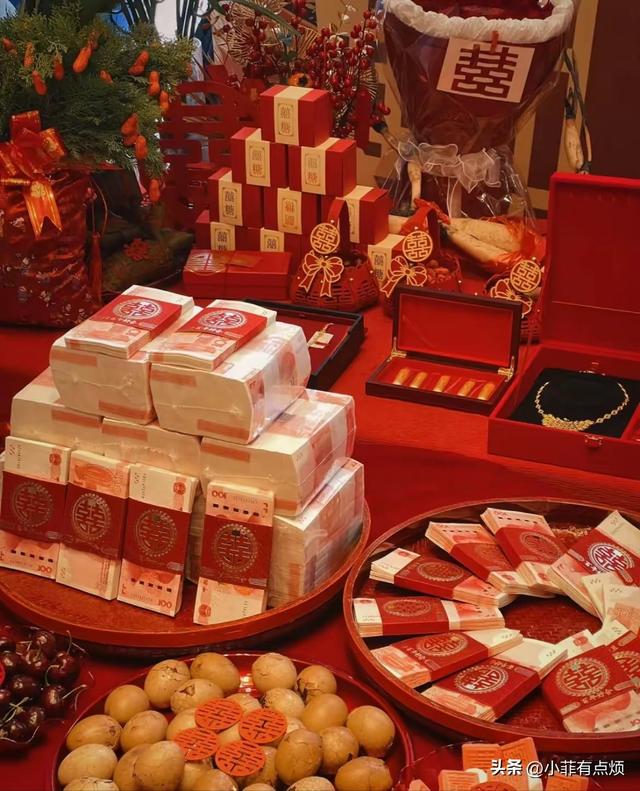 中国三年内男性数量对比，22年减少105万，23年少174万，24年呢？