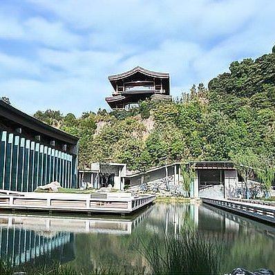 南宋定都临安(1138年)：历史转折中的政治、经济与文化中心