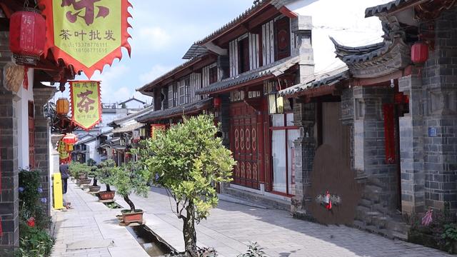 云南千年古镇，唐代开通国际贸易通道，四季如春旅居地，动车直达