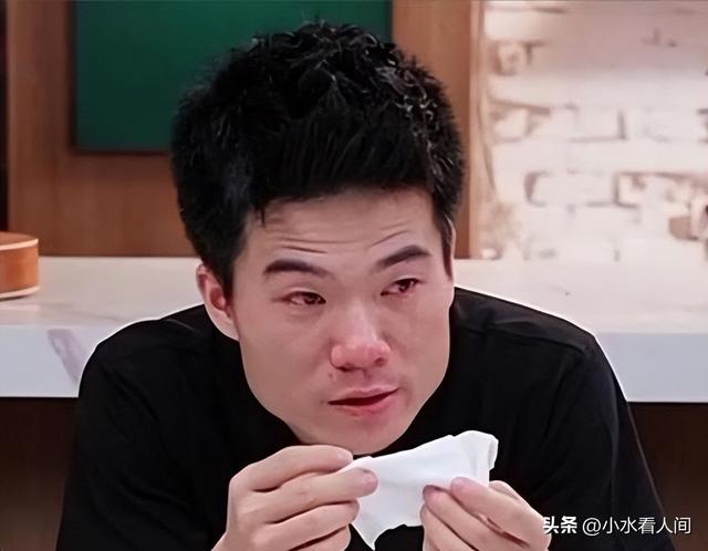 俞敏洪没想到，单飞的董宇辉会因香港火灾一个举动，迎来口碑暴增