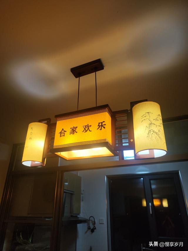 老婆，今晚我有事，不用给我带饭啦！