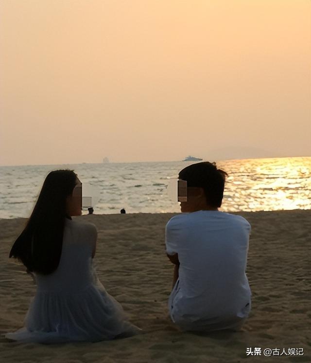 河南穷小伙娶大10岁上海富婆，富婆患癌后剃了光头，他却不离不弃