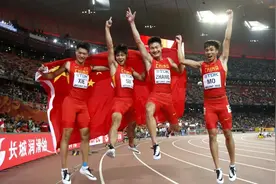五个中国体坛逆转时刻，让全世界都感到震惊，中国运动员有多强！图片