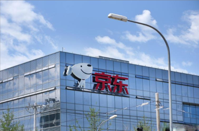 中国第一大民企诞生：营收1.15万亿，超过华为腾讯，年纳税百亿元