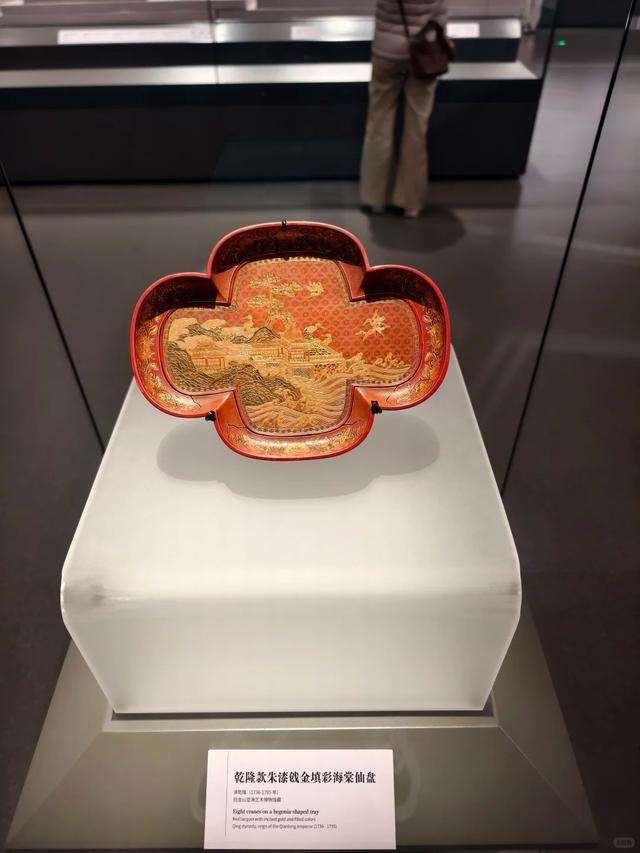 震撼的湖北省博物馆：大量青铜器，越王勾践剑，曾侯乙编钟、尊盘