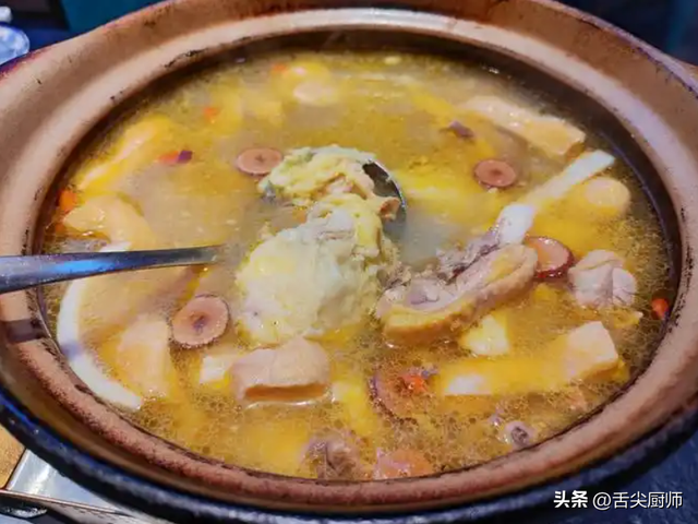 花胶淮山鸡肉黄芪汤 花胶淮山煲鸡汤的功效