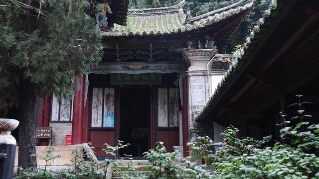 昆明动车直达，云南宋代古寺，隐于山林，精美石雕，独一无二