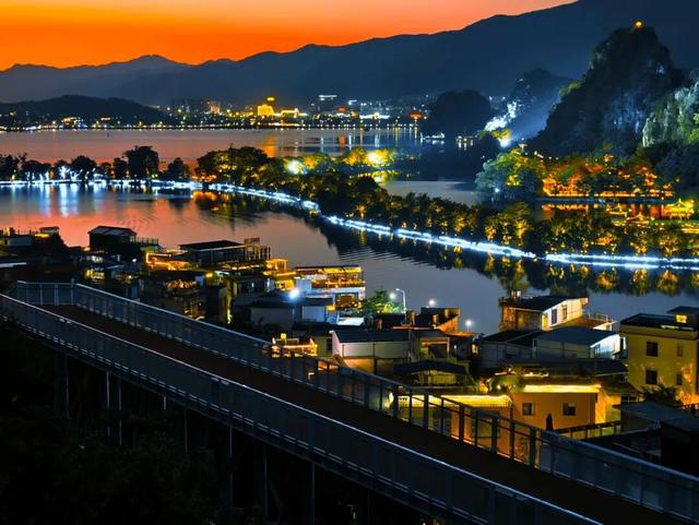 初冬限定！星湖美景焕新上线，打卡要趁早~