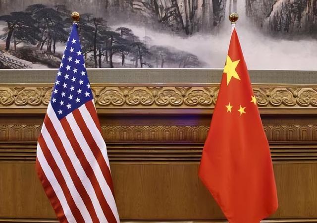 特朗普当众表示“是中国逼我的”	，美媒：中国附近已有两艘美航母