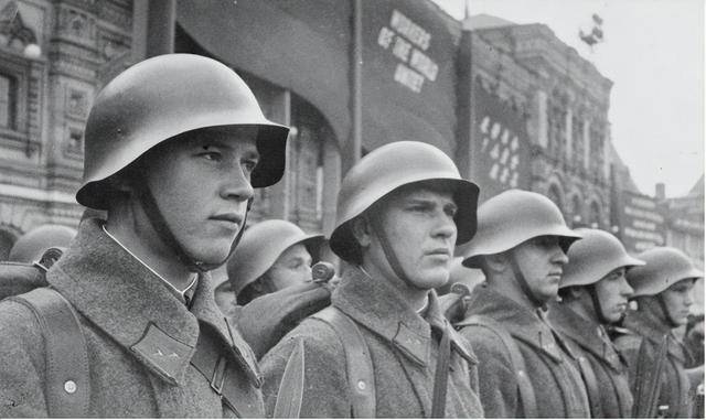 芬兰最北端距海洋仅30公里，但船舶出海却要绕道上千公里