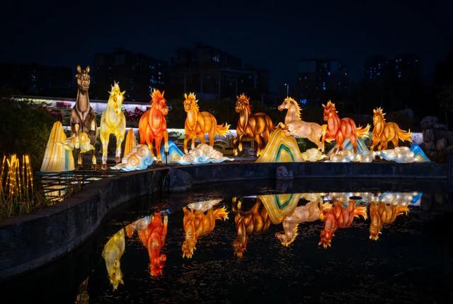 来锦江闹元宵，就这样玩儿→