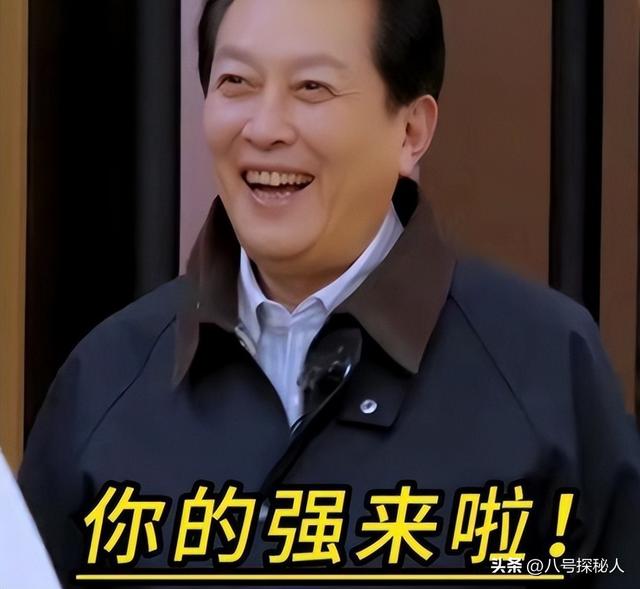 唐国强的“糟心事”：两个儿子都是残疾，难怪他73岁也不敢退休！