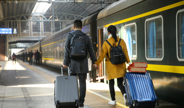 小伙婚前同居要留心，频繁吵架也有风险，或将被认定家庭暴力