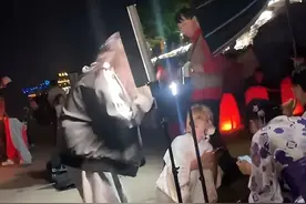 用心险恶！湖北大街国庆惊现和服少女，大言不惭招人烦，市民报警图片