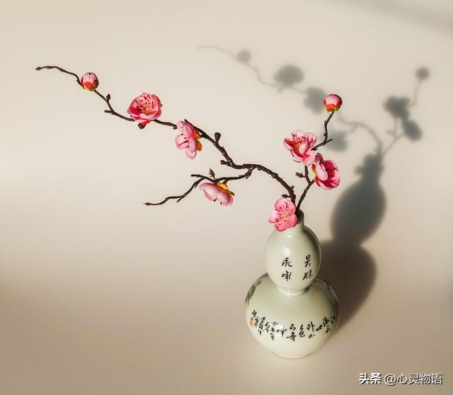 女人主动“勾”男人时，90%的女人都会说这两句话，男人别不懂