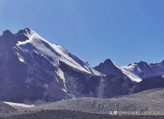 翻越独库公路天山,感受一日游四季、十里不同天
