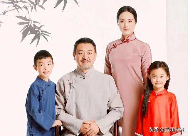 私生活混乱？央视离职后他争议不断，现状却让人意外