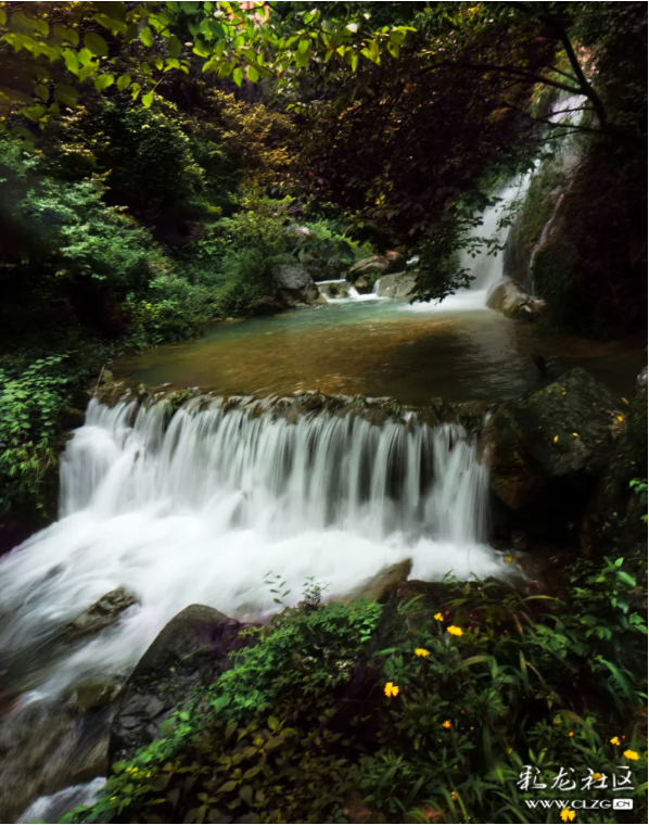 在尼珠河与山水私语。