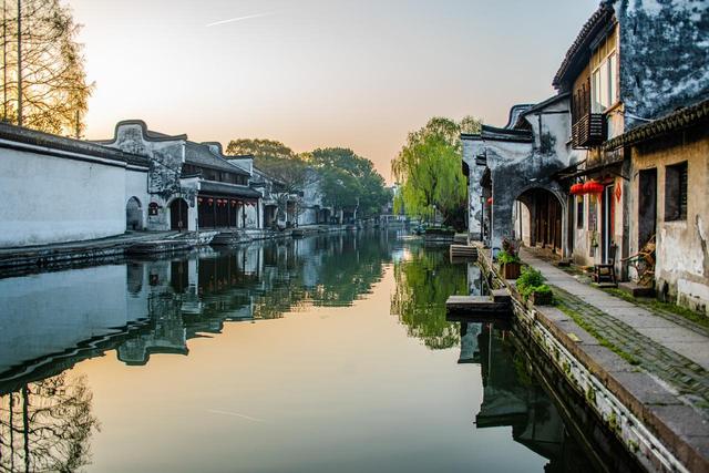 高铁直达！11-12月最值得去的6个古镇，工作累了，就去小住三五天