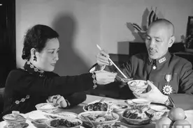 “内战不出湾，外战不出川”，蒋介石的去台之路一波三折图片