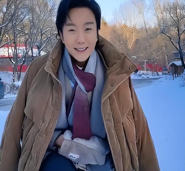 这一次，47岁的"跳梁小丑"李玉刚	，如今已彻底走上了另一条道路