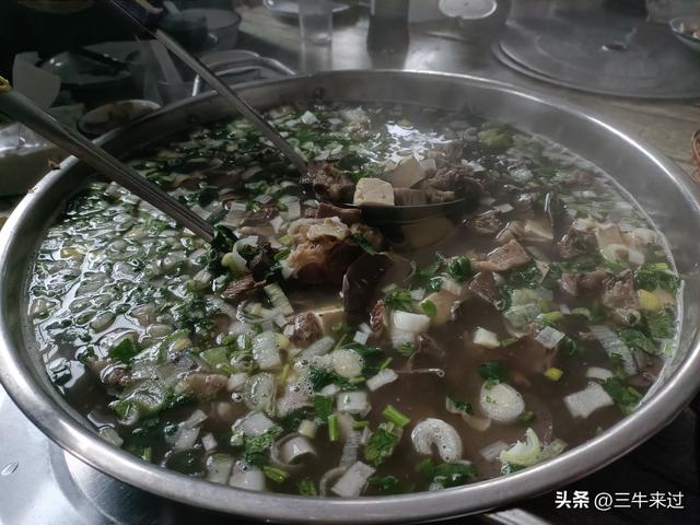 无为在歧路，何处寻雾凇