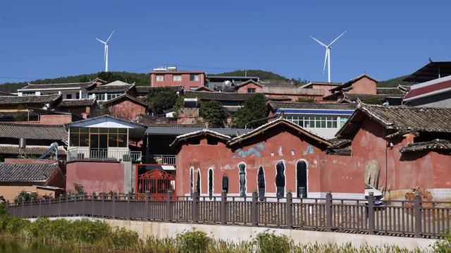 四川的冬天好巴适哦！李伯清喊你来攀西晒太阳、吃刨汤｜冬游四川