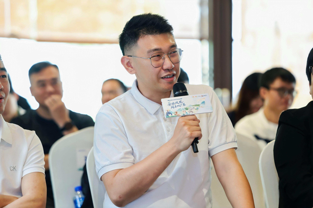 圆桌交流“茶旅凤凰”，跨界共探茶乡振兴路径 | 小镇观察家