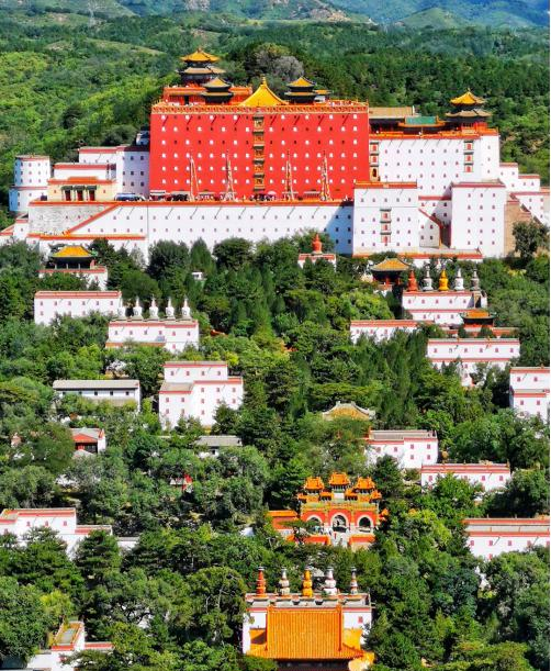 在清朝，康熙从北京出发	，去一趟承德避暑山庄，到底要多长时间？