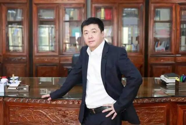 开始明抢了？外籍员工起诉公司，架空老板，300亿资产将付诸东流