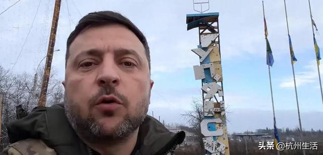 要求乌撤军，做领土让步，泽连斯基看穿了，美国就是希望换掉自己