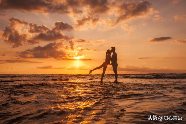 男人，对一个已婚有家室的女人动了情，应该怎么去做才合适