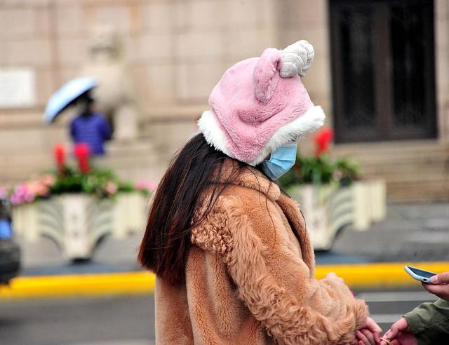 李兰娟：天冷坚持戴帽子的人，过不了几个月，身体或会有6大变化