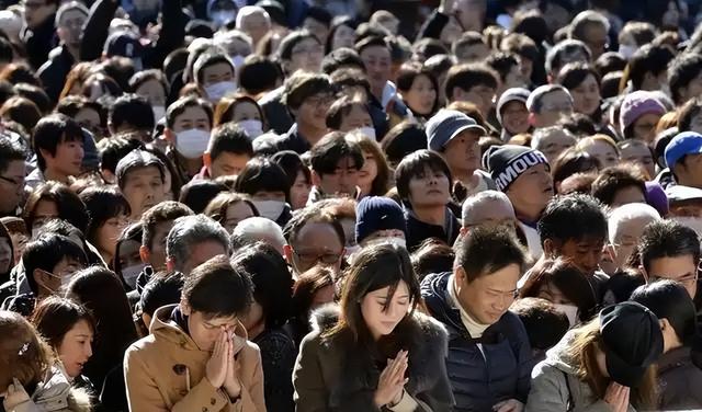 岸田文雄终于表态，中国第一时间就通告全球，期待的局面正在发生