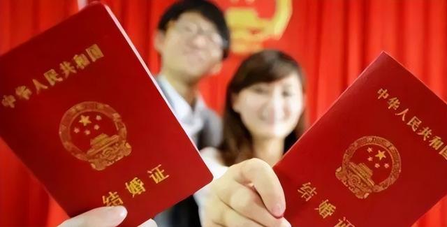 温铁军：天价彩礼、离婚率高企、生育率下降，问题到底出在哪？
