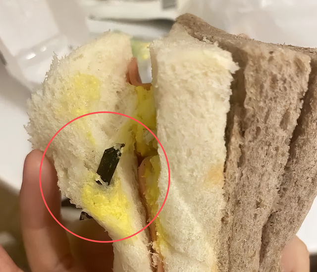 又一国产巨头“塌房”！细菌严重超标，坑害百姓，央媒点名怒批