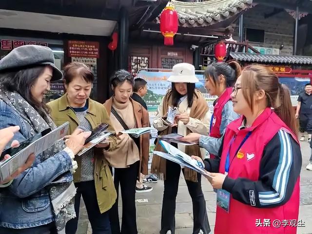 旅游为啥总踩雷？景区宰客旅行社挖坑，该治治旅游的“短视病”了