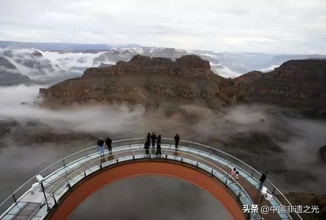 世界上最惊险的10个地方，中国竟然有3个！