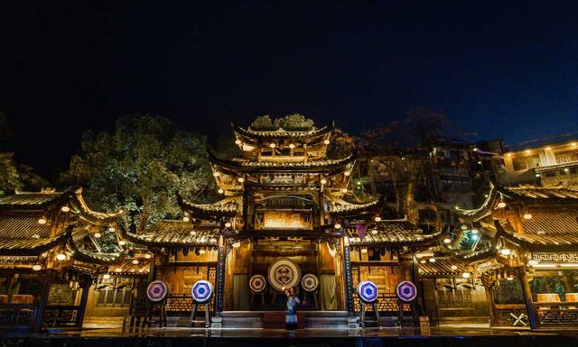 想玩点不一样，这个冬天，让我们去湘西过大年！