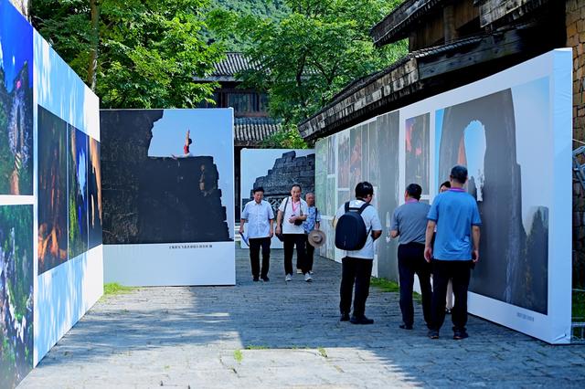光影盛会再起！第三届遵义海龙屯国际影像文化周盛大开幕​