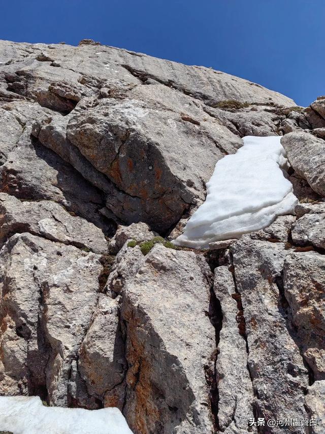 成功登顶母太子山