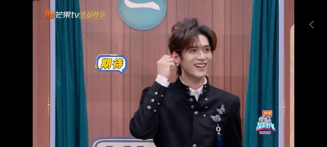 这对姐弟恋…这么甜的吗？我倒看看多好磕？