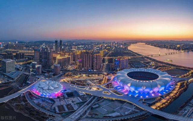 浙江省“第一大城市”，GDP破万亿，被认为是广州的最强竞争对手