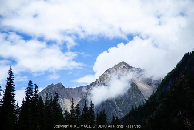 这个景区是九寨沟+黄龙的“隐藏彩蛋”?有超越5A级景区的风景?